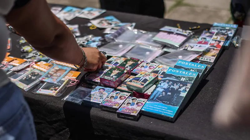BTS Concierto Tianguis de Merch no oficial